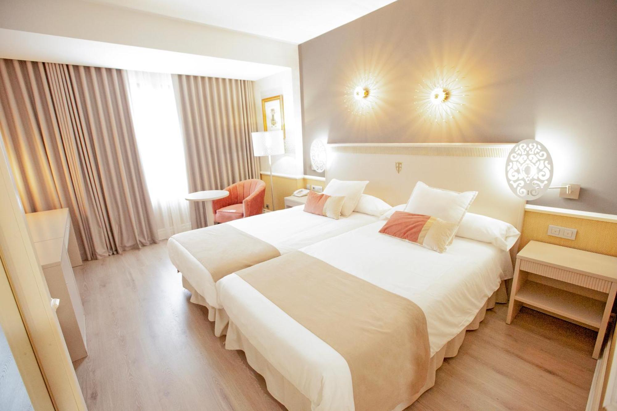 Hotel Alfonso VIII โซรีอา ภายนอก รูปภาพ